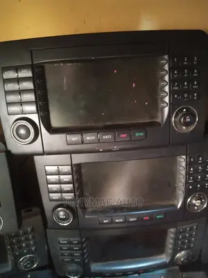 Mercedes Benz Ml350,C300,Gl450,E350,Gle,Cla250 Stereo Radio