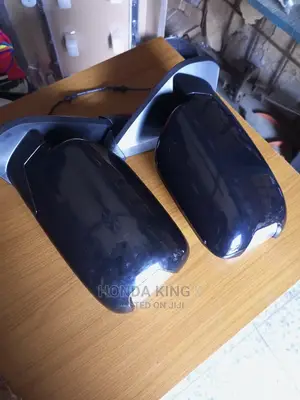 Side Mirrors Honda Pilot 08-012 (With Light)