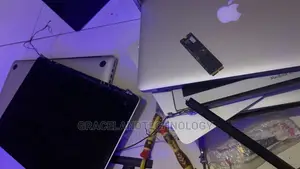 Macbook Pro 2015 Board
