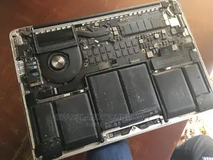 Macbook Pro 2015 Board