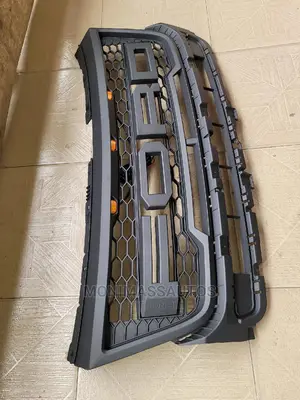 Front Grille Ford Explorer 2017