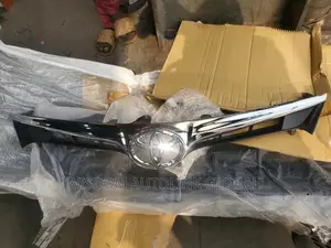 Front Grille With Logo For Toyota Avalon 2016/2017 Brand New