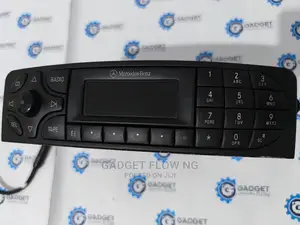 Mercedes W203 Audio Radio (Very Clean)