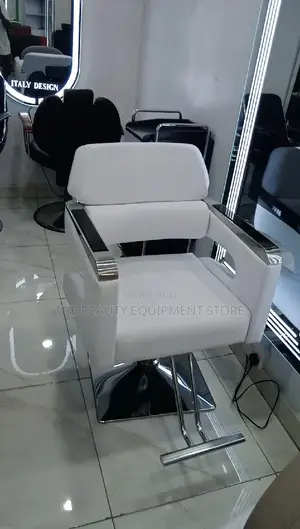 Saloon Chair H117