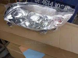 Headlight for Corolla 2005 Model