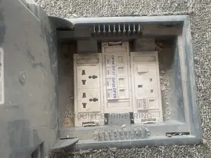 Floorbox Legrand 12 Module
