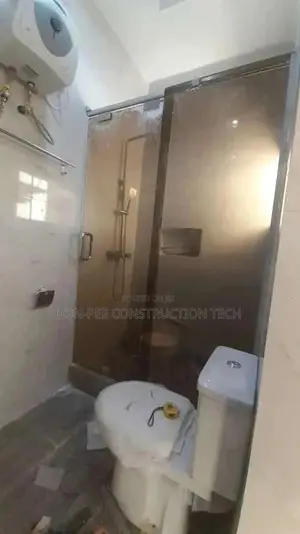 Plane Glass White