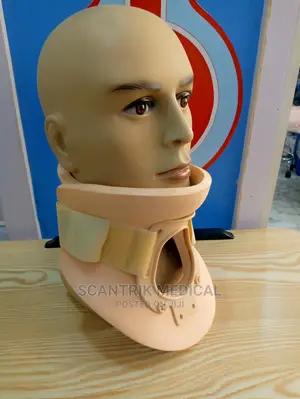 Foam Cervical Collar/Adjustable Neck Support Brace