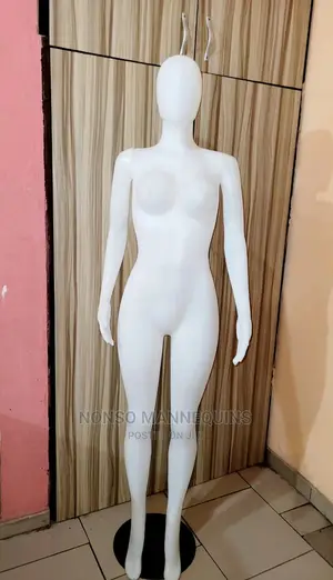 White Faceless/Detachable Plastic Size 10 Female Mannequin