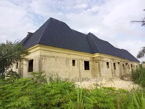 Aluminum Steptiles With Aluminum Parapet