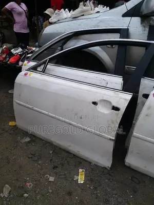 Front Door for Camry 2007