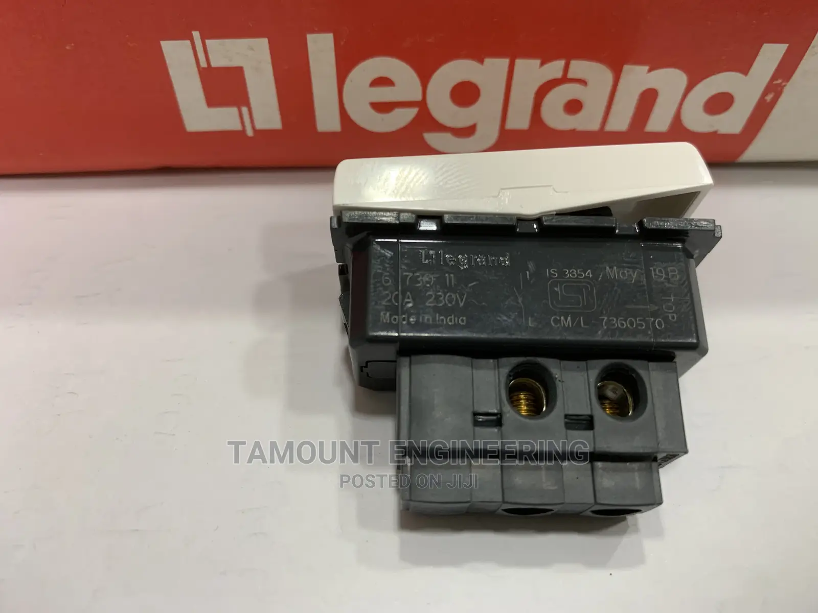 20A Switch 1 Module With Plate