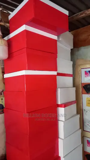 Instant Pick Up Gift Boxes Sizable for Large Collections