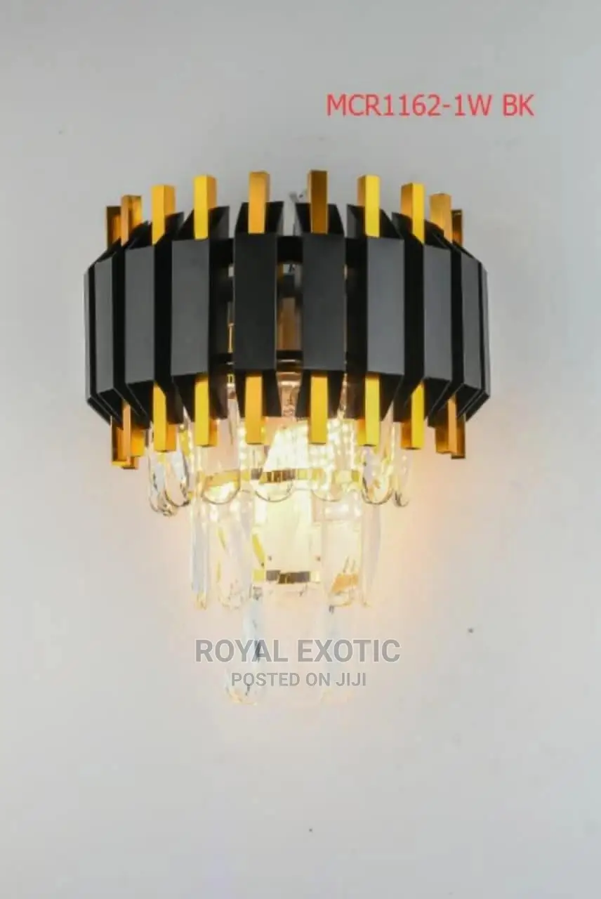 VIP Fancy Wall Bracket Light