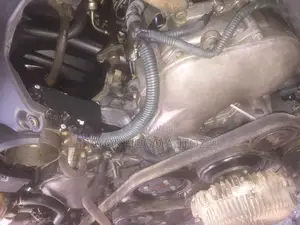 Nissan V8 5.6L Engine