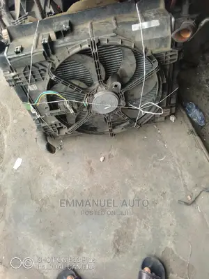 Radiator Amira 2012/2015