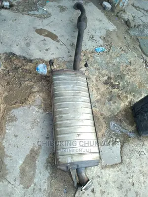 Rav-4 Back/Center Exhaust Catalyst and Pot.