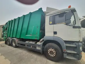 Clean Man Garbage Compactor Refuse Dump