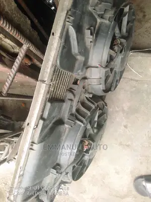 Radiator Tribute and Ford Escape 2003/2005