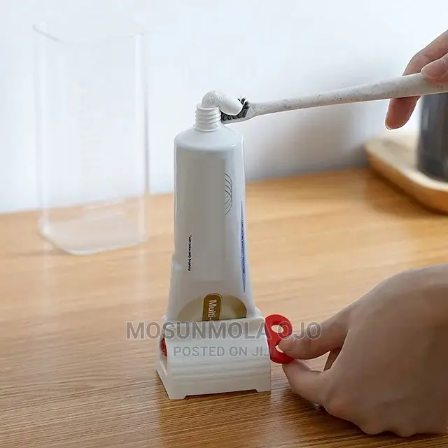 Tube Squeezer Toothpaste Dispenser Holder