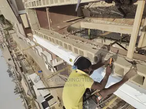 Ongoing Installation Of Polystyrene Parapet