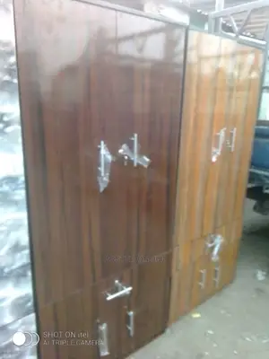 32 Inches Wardrobe