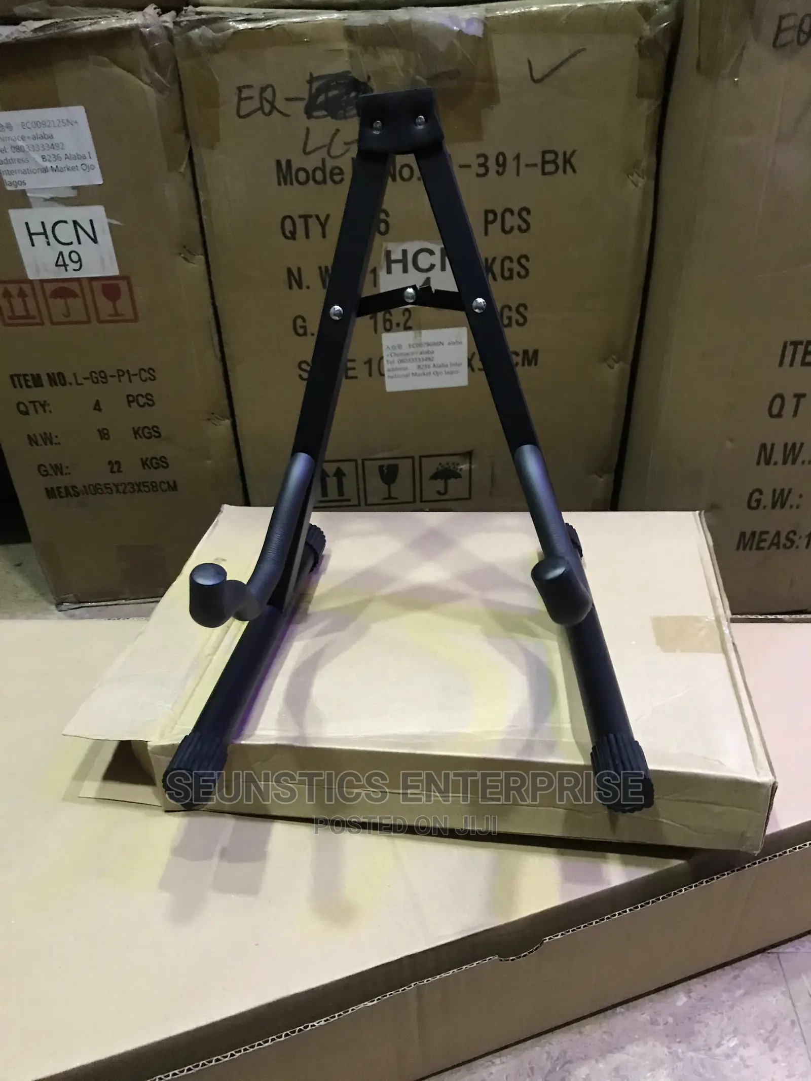 Guitar Stand