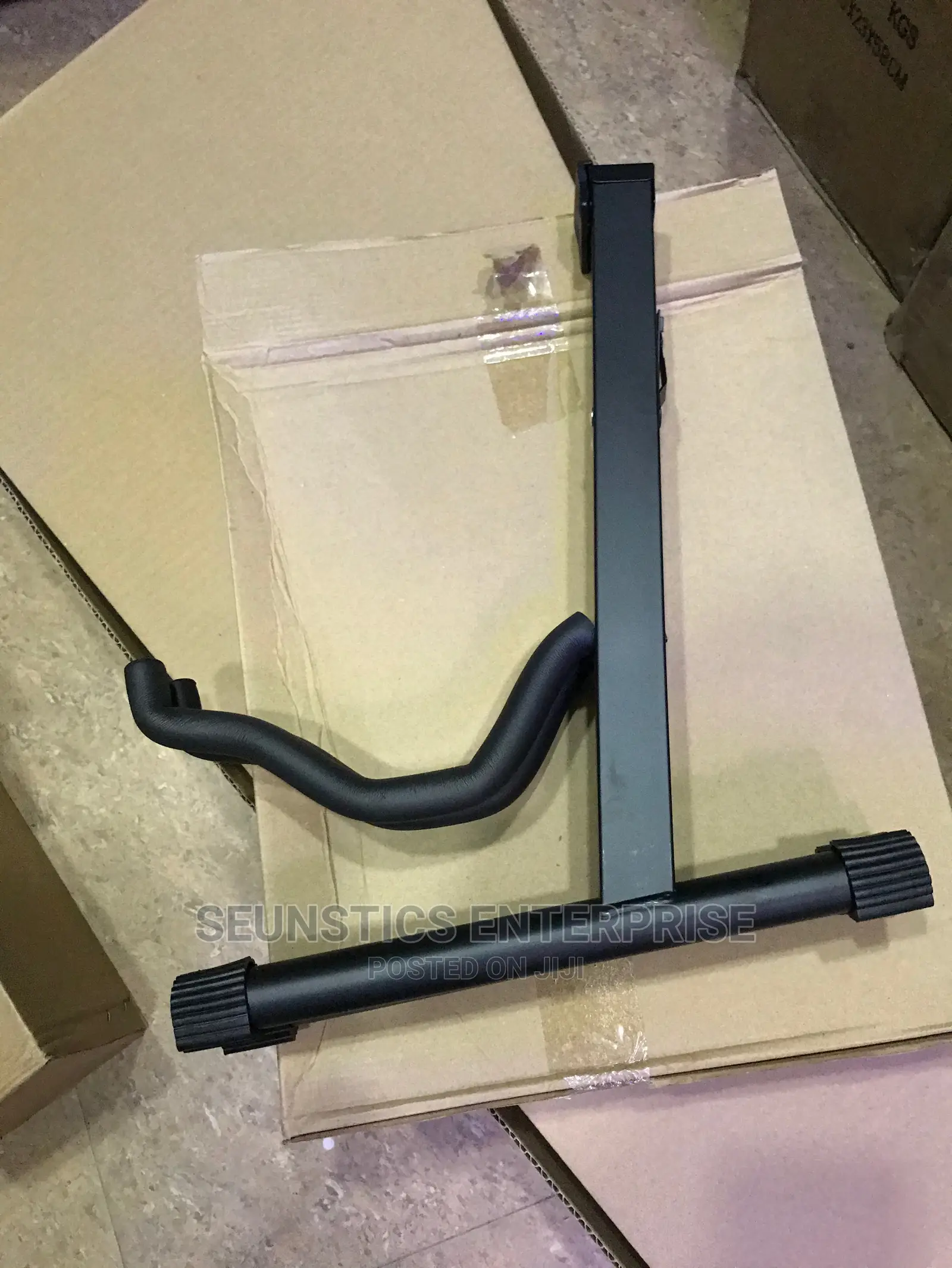 Guitar Stand
