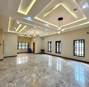 Plasterboard Ceiling Screeding
