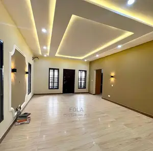 Plasterboard Ceiling Screeding