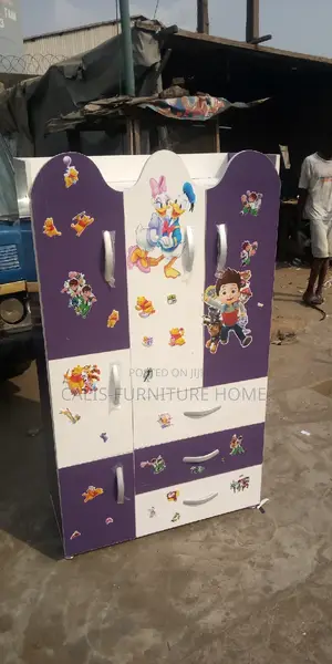 5ft X 3ft Baby Wardrobe