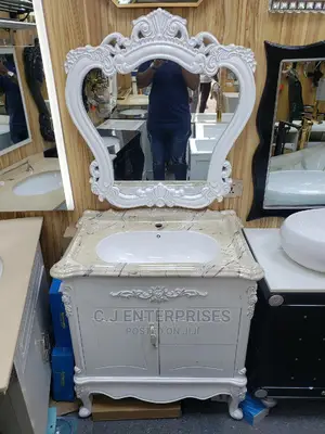 Executive Cabinet Basin With Mirror
