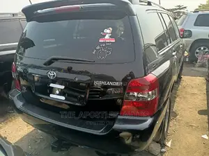 Toyota Highlander V6 AWD 2004 Black
