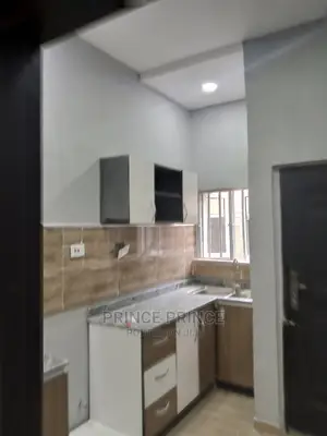 Furnished 3bdrm Block of Flats in Surulere for rent