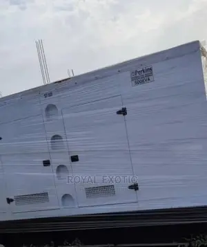 630kva Perkins Diesel Soundproof Generator 100%Coppa.