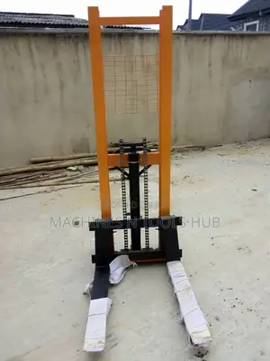 Manual Forklift