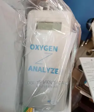 Oxygen Analyzer