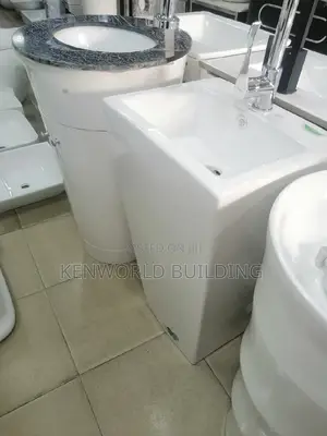 Quality Acrylic Standing Wash Hand Basin.