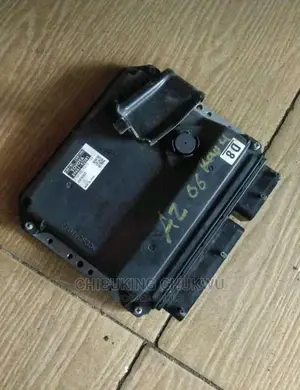ECU Toyota RAV-4 2006 Brain Box.