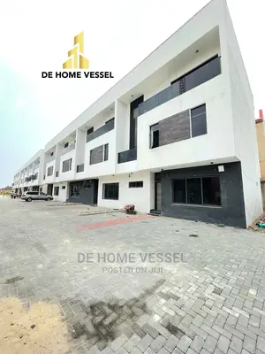 4bdrm Townhouse/Terrace in Lekki Phase 1 for Sale