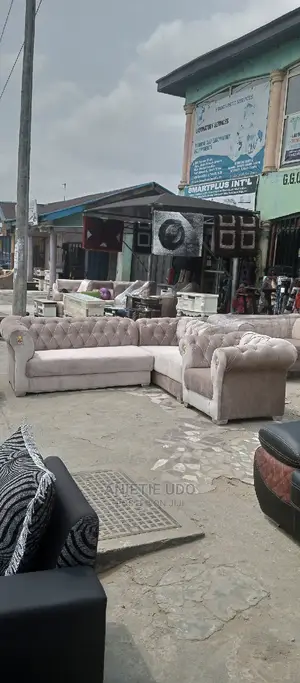 L Shaped Chair at Affordable Price