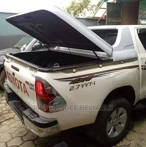 Toyota Hilux Caliboard Boot Cover
