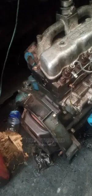 SD 33 Diesel Engine