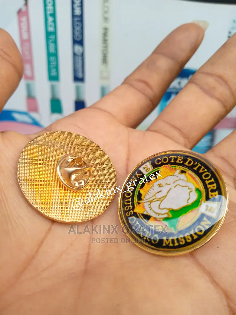 Customized Lapel