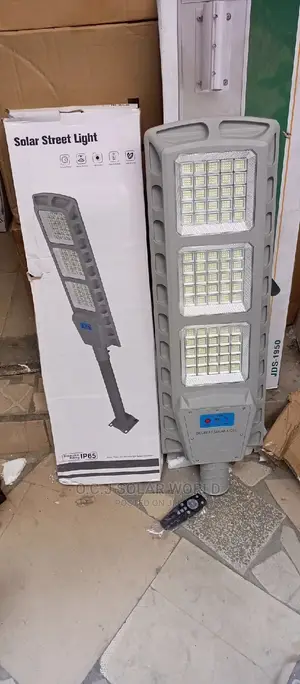 600 Watts Solar Street Light All in One