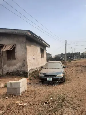1bdrm Room & Parlour in Unilag Estate Annex, GRA Phase 1 for sale