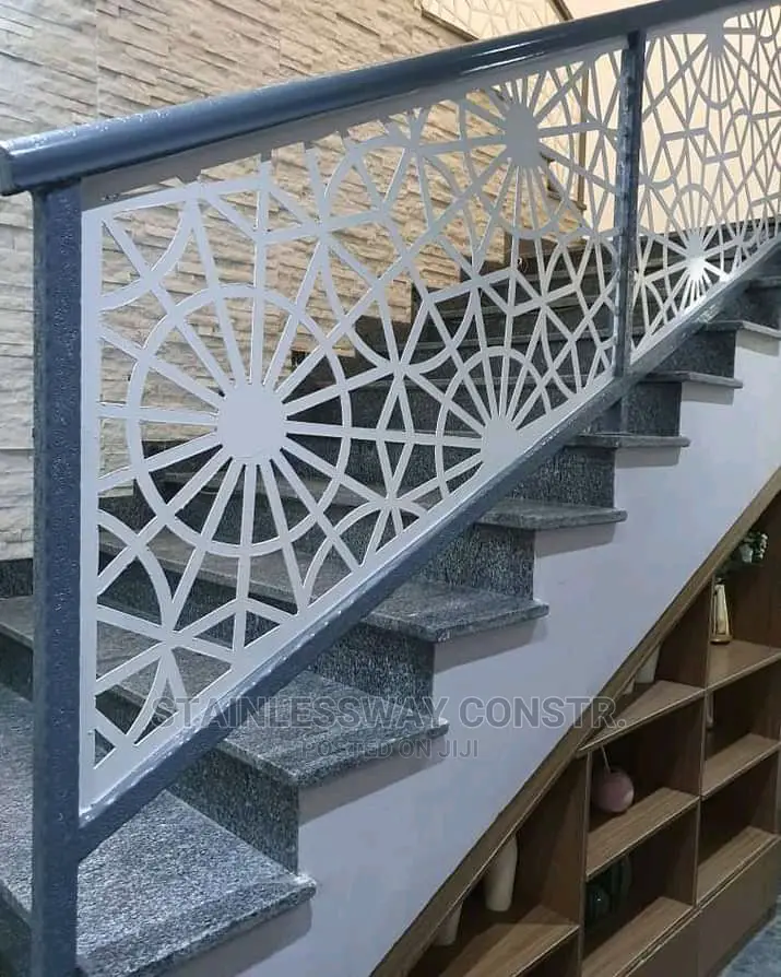 Lasercut Railing Royal