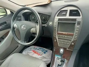 Lexus ES 350 2010 Blue