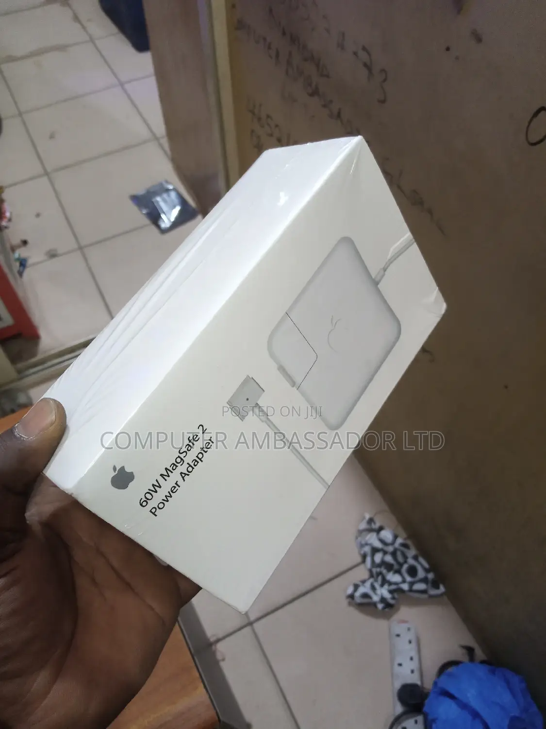 Macbook Charger (Big Pack) 60wtts.