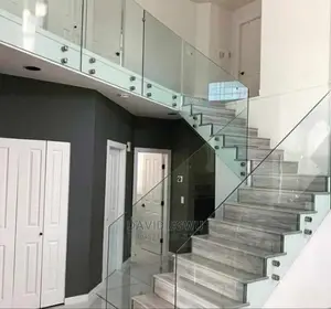 Frameless Glass Rail With Side Rail
